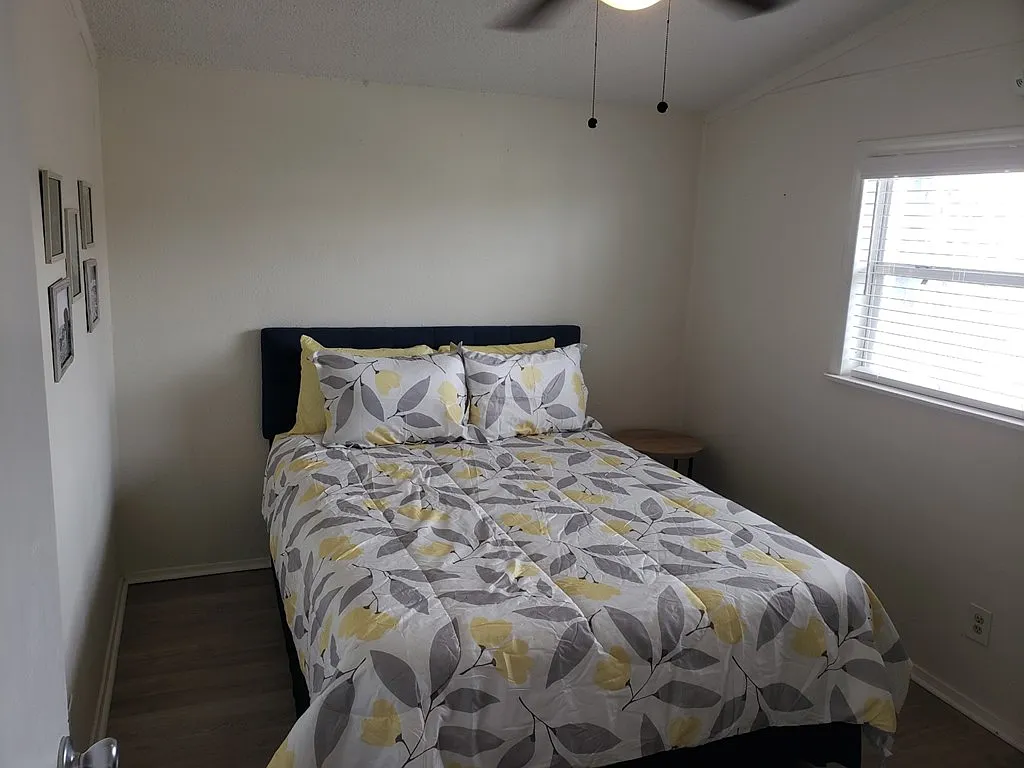 2 bed, 1.0 bath, 750 sqft, $2,100 — Photo 4