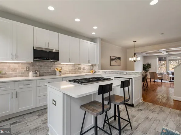 2519 S Kenmore Ct, Arlington, VA 22206