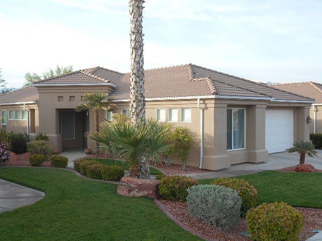 2nd image of 502 Fairways Dr