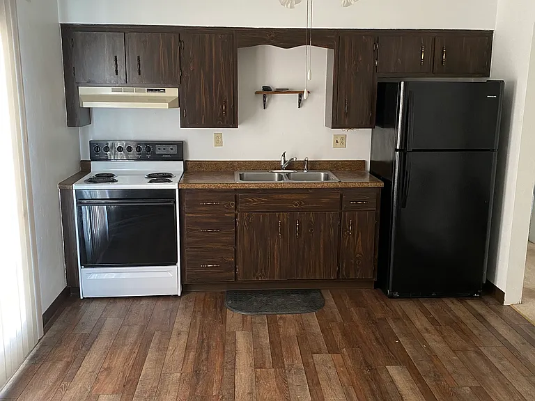 1295-1299 Grant St #6 — Photo 2