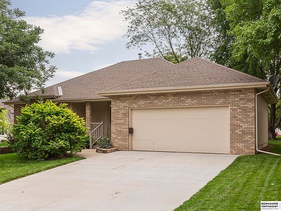 3rd image of 2304 Nelsons Creek Dr
