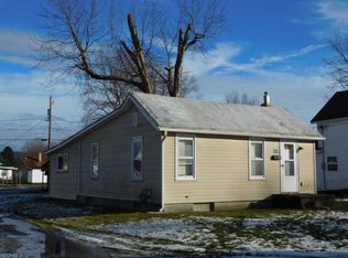 629 S College St, Newcomerstown, OH 43832