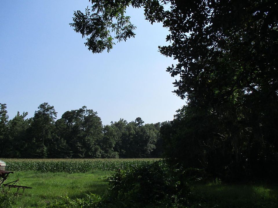 2nd image of 125 Germantown Rd