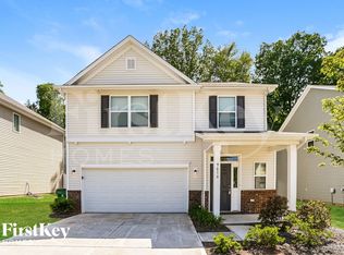 9616 Hamel St, Charlotte, NC 28215