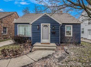 13 Wallinwood Ave NE, Grand Rapids, MI 49503