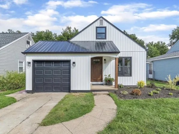 131 Beck Rd, Avon Lake, OH 44012