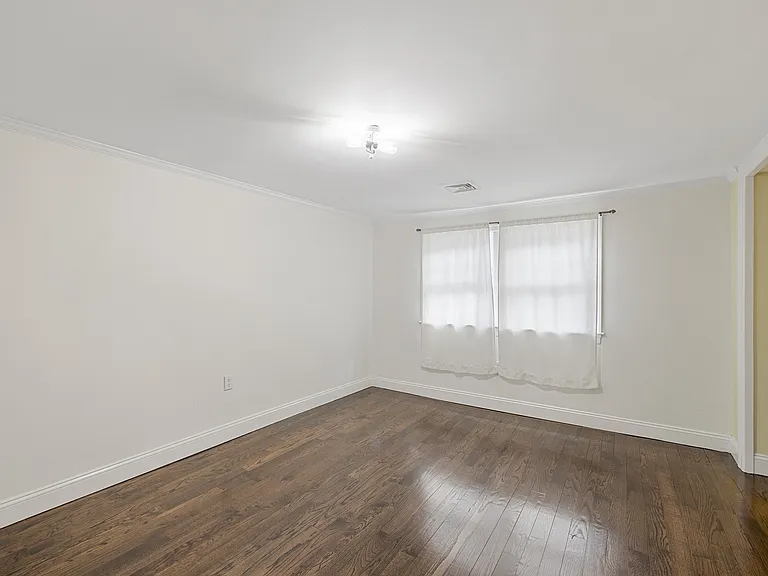 9 Glen Ave #A — Photo 12