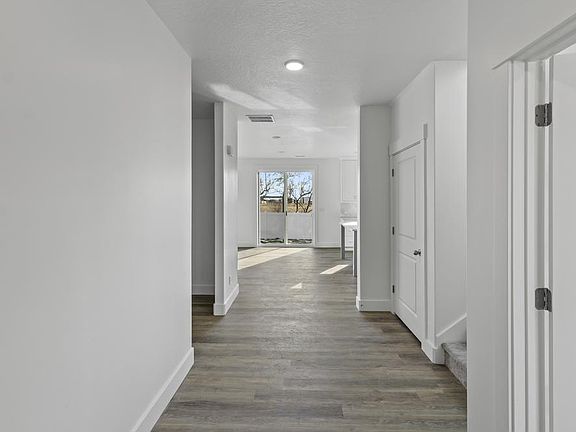 Entry. Photos as of 1-20-2023