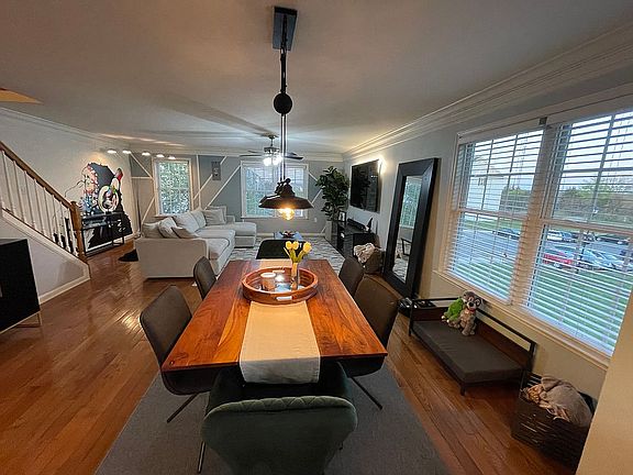 4th image of 176 Casteel Dr