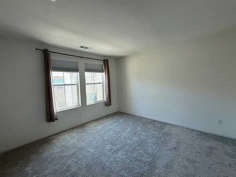 365 Fitzpatrick Rd #101 — Photo 20