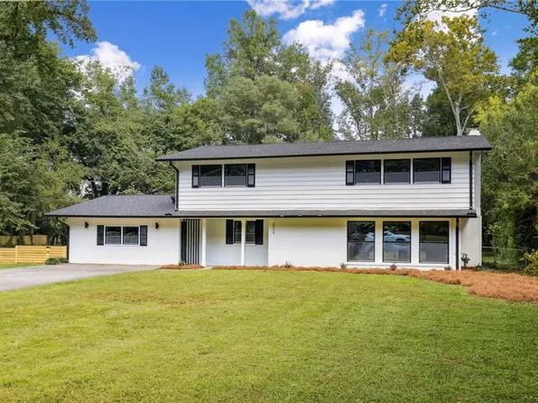 3519 Regalwoods Dr, Atlanta, GA 30340