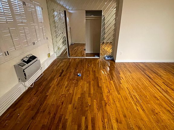 5th image of 1454 E 71st St Floor 1