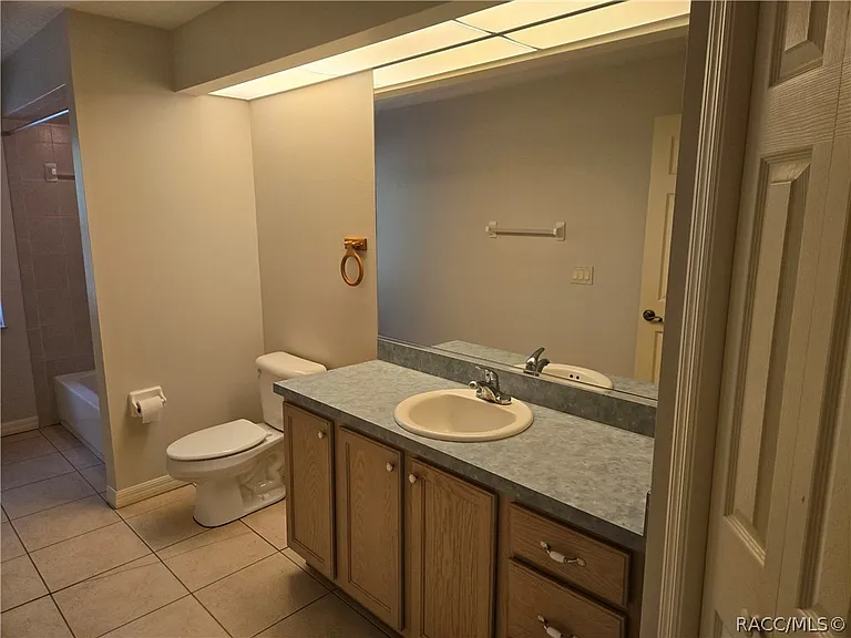 14 Hollyhock Ct — Photo 25