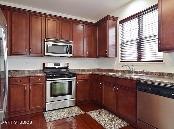3rd image of 3349 Kentshire Cir