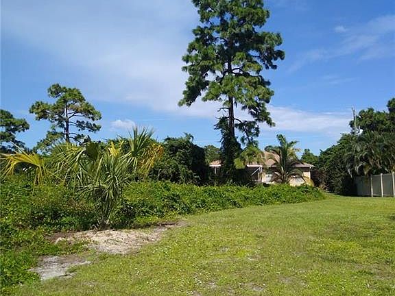 2nd image of 12824 Foresman Blvd