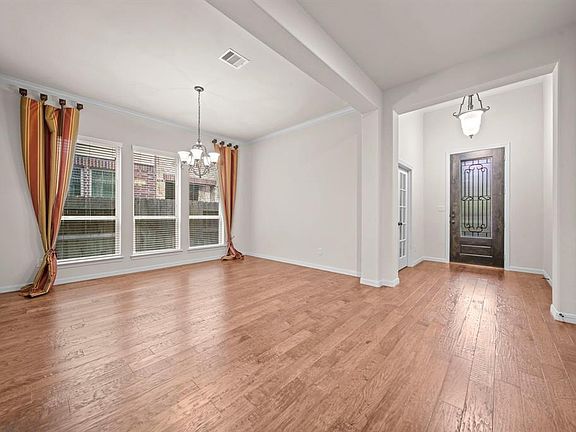 2nd image of 19607 Crescent Haven Drive