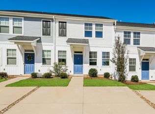 137 Valley Creek Dr, Boiling Springs, SC 29316