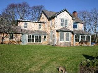 32D Honeysuckle Ln, Westhampton, NY 11977