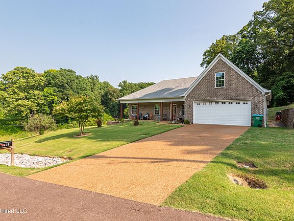4th image of 3174 Woodland Lake Dr