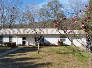 11655 Sage Hill Dr, Northport, AL 35475