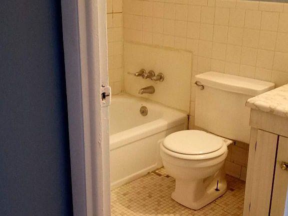 3rd image of 1631 Sparkle Dr #15