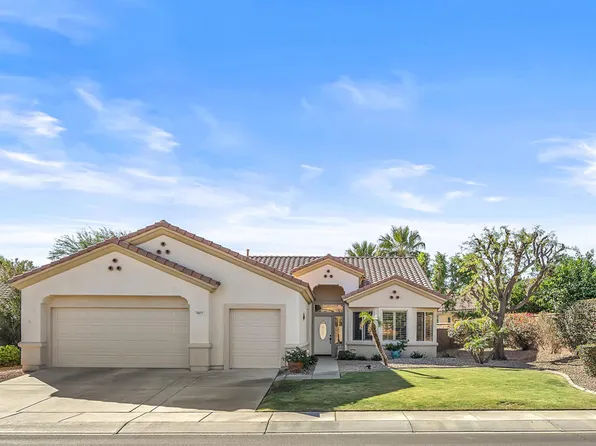 78077 Vinewood Dr, Palm Desert, CA 92211