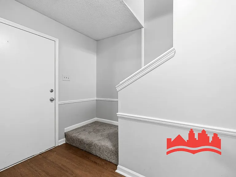 7243 Newling Ln — Photo 5
