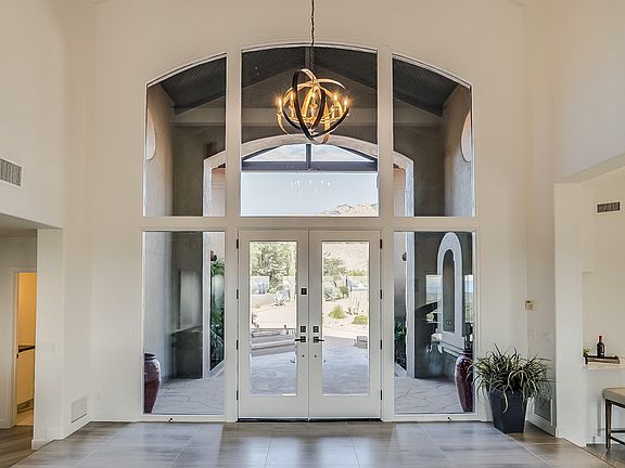 5th image of 6040 N Paseo Valdear