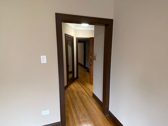 3rd image of 6640 S Fairfield Ave #1