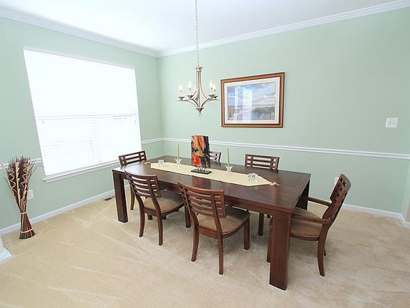 3rd image of 18305 Port Cir #239