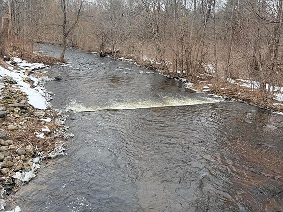 4th image of L16 Old Rte 29