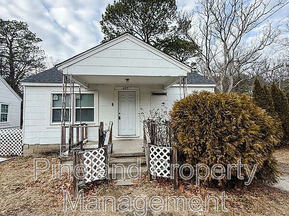 2nd image of 407 Andy St