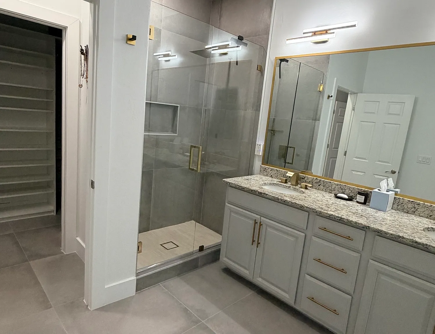 3 bed, 1826 sqft, $3,200 — Photo 2