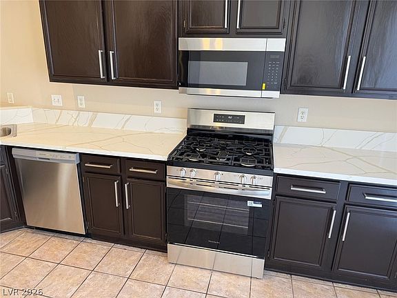 5th image of 3962 Coyote Ridge Ct