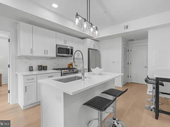 950 N 2nd St Unit 3B, Philadelphia, PA 19123