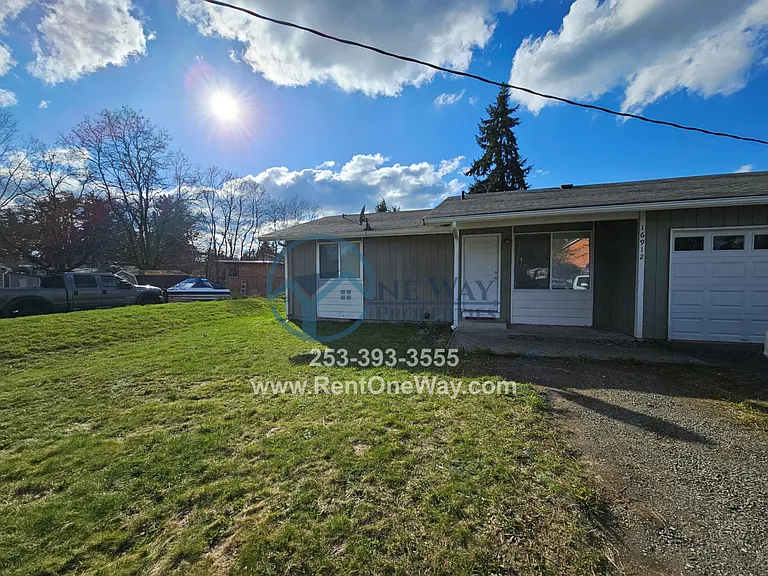 16912 B St E — Photo 1