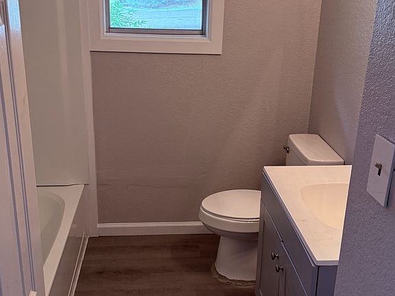 5th image of 1700 S 28th St #1