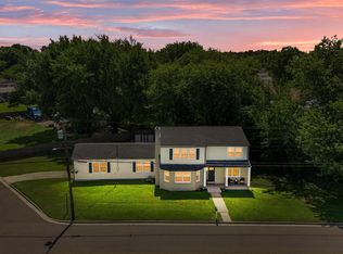 96 Riviera Dr, Pennsville, NJ 08070