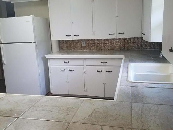 3rd image of 127 Randolph Dr