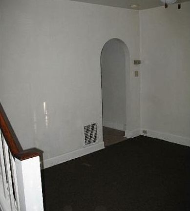 1681 living room
