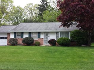 505 Oak Ridge Dr, Millersville, PA 17551