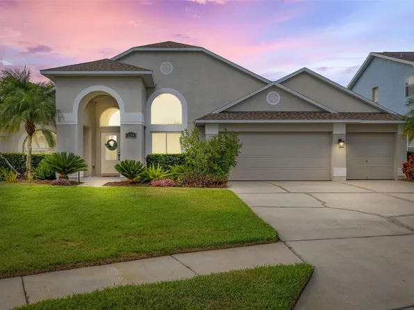 1339 Yardley Dr, Wesley Chapel, FL 33544