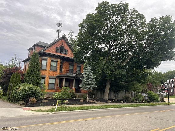 2nd image of 740 S Union Ave