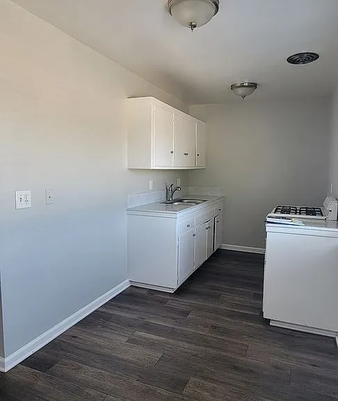 541 La Cadena Way — Photo 5