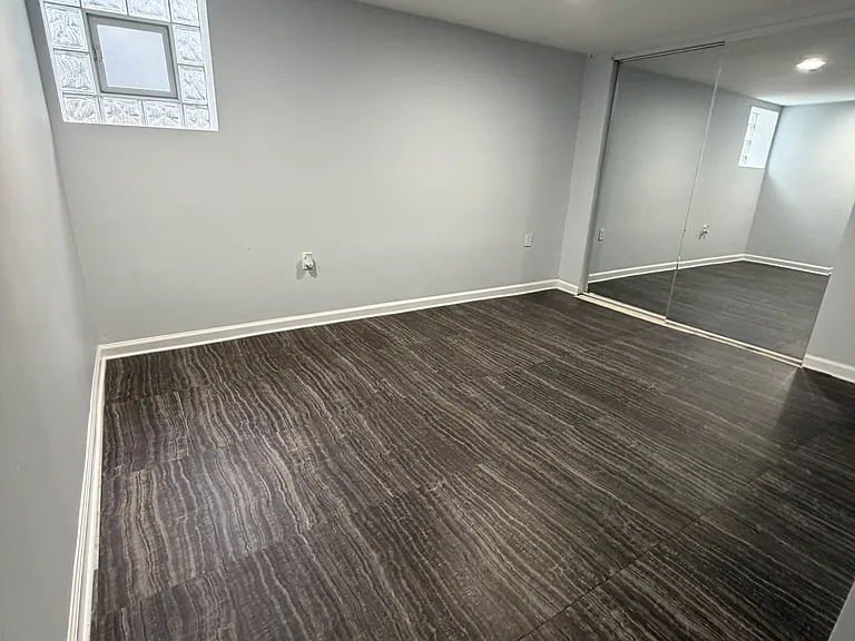 145 S 19th Ave #BASEMENT — Photo 4