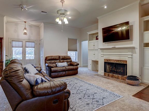 5th image of 138 Ashland Ct
