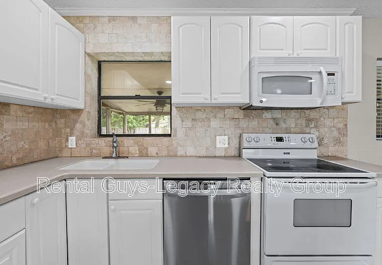 3872 Marianna Rd — Photo 11