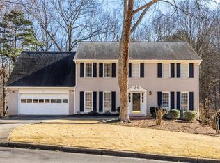 705 Springview Ct, Roswell, GA 30076