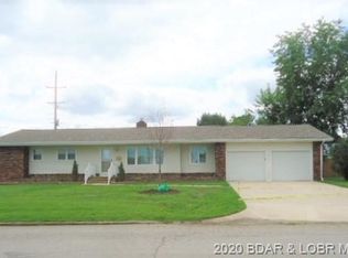 101 Lynn Ave, Eldon, MO 65026