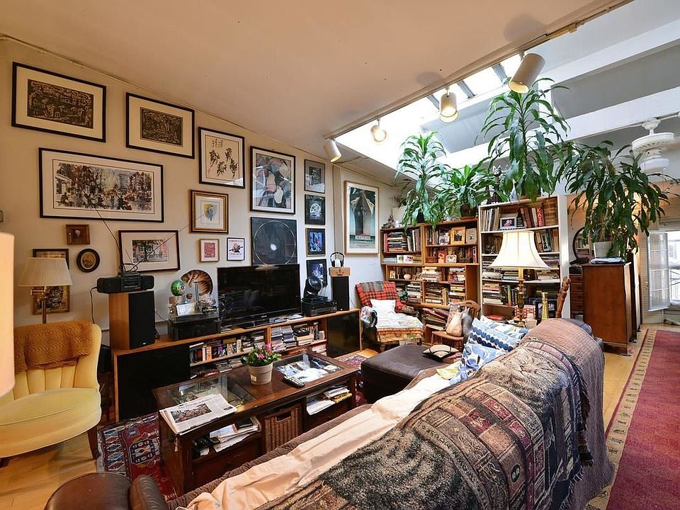 1st image of 3 Great Jones St APT 5